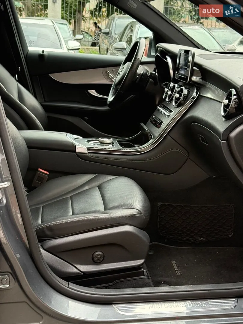 2018 Mercedes-Benz GLC - мініатюра 36