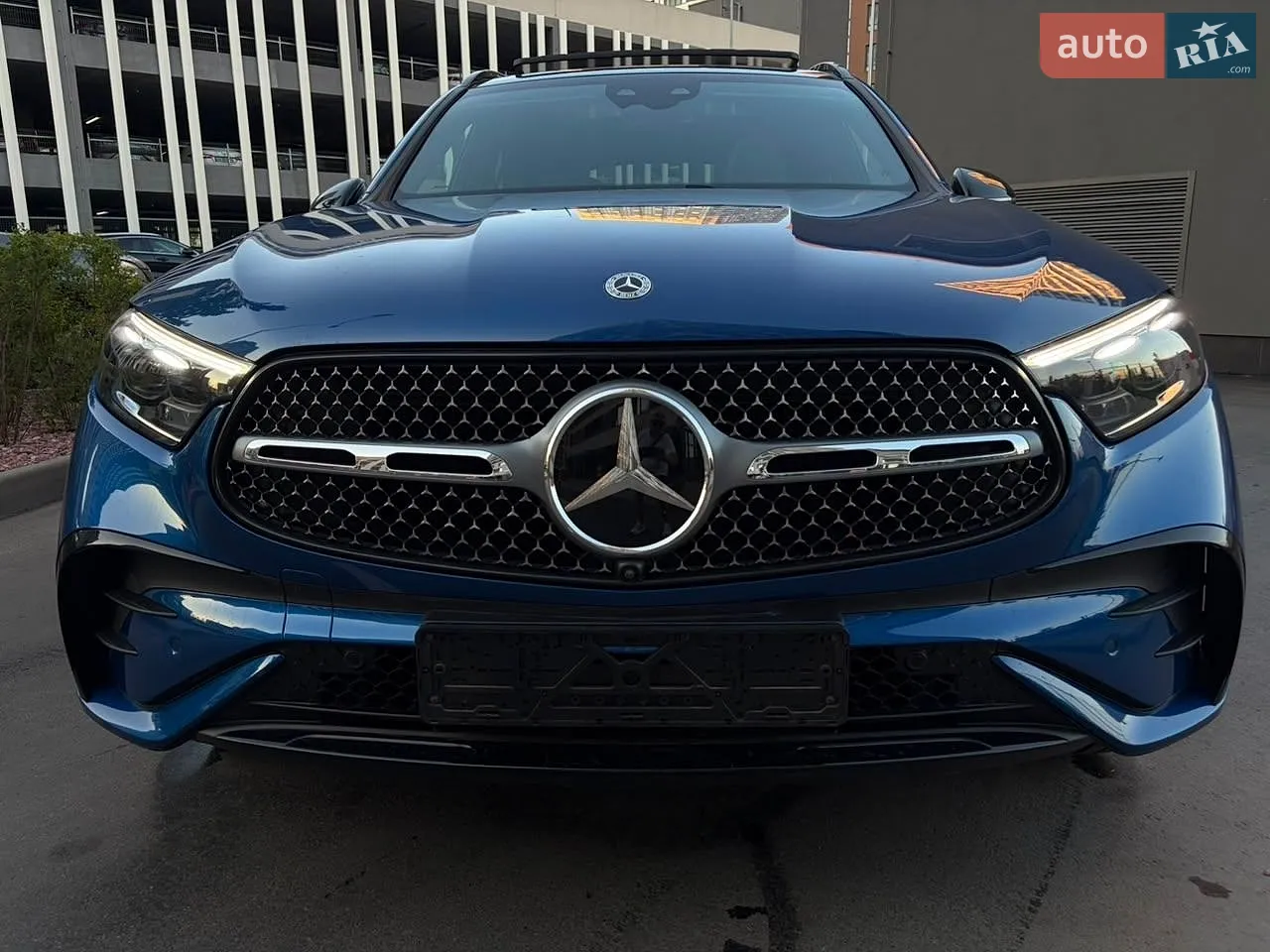 2025 Mercedes-Benz GLC - фото 1