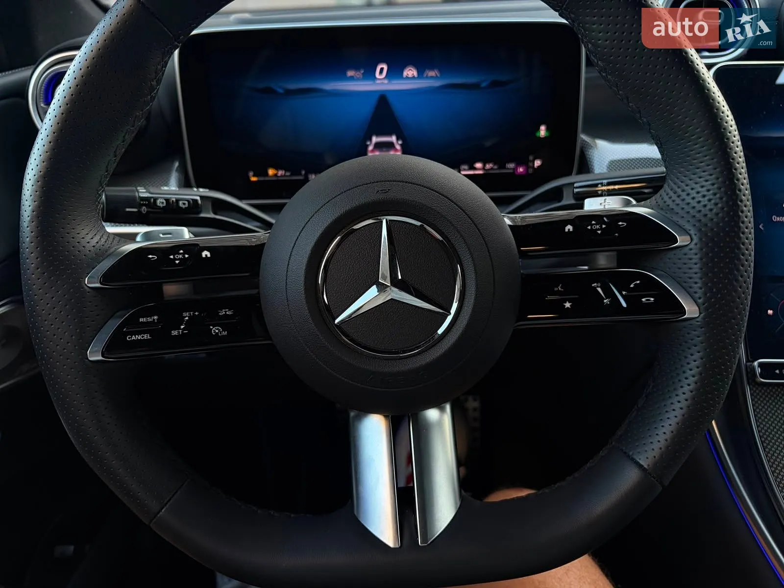 2025 Mercedes-Benz GLC - мініатюра 64