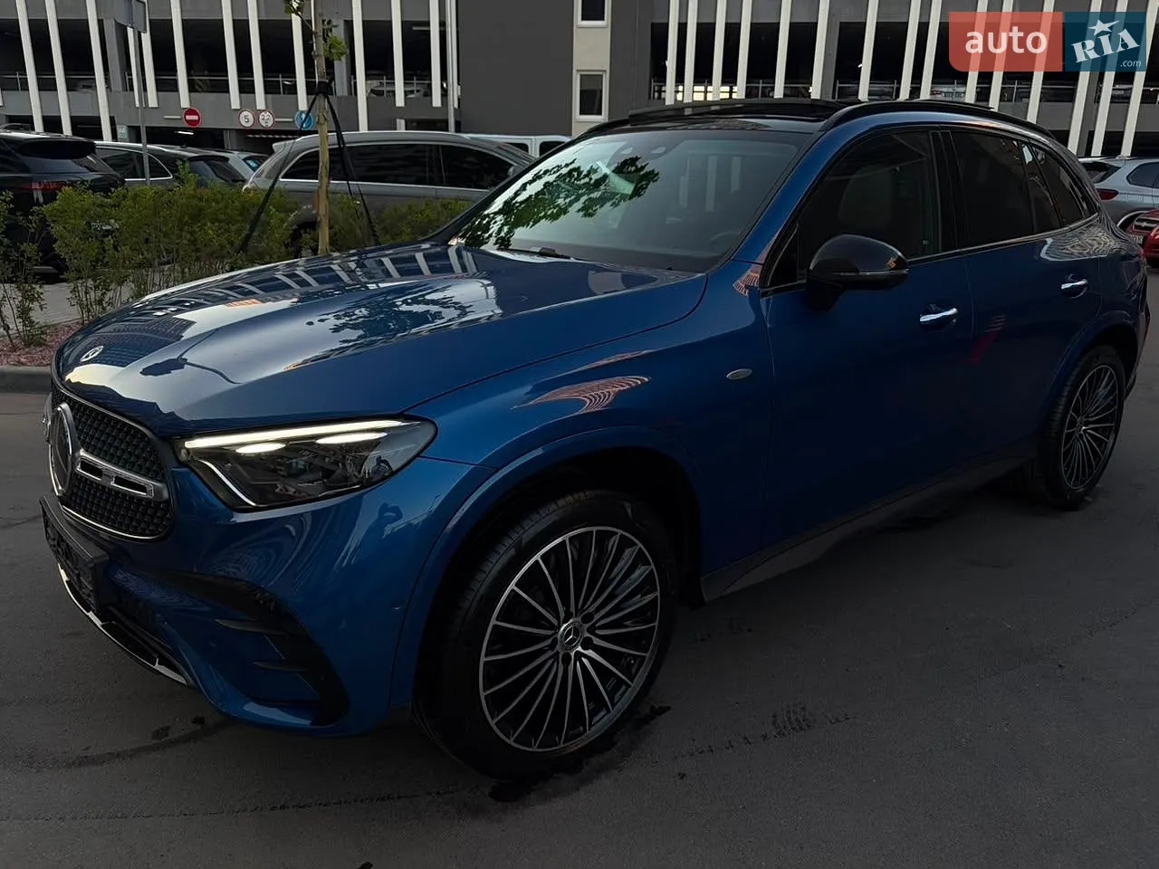 2025 Mercedes-Benz GLC - мініатюра 68