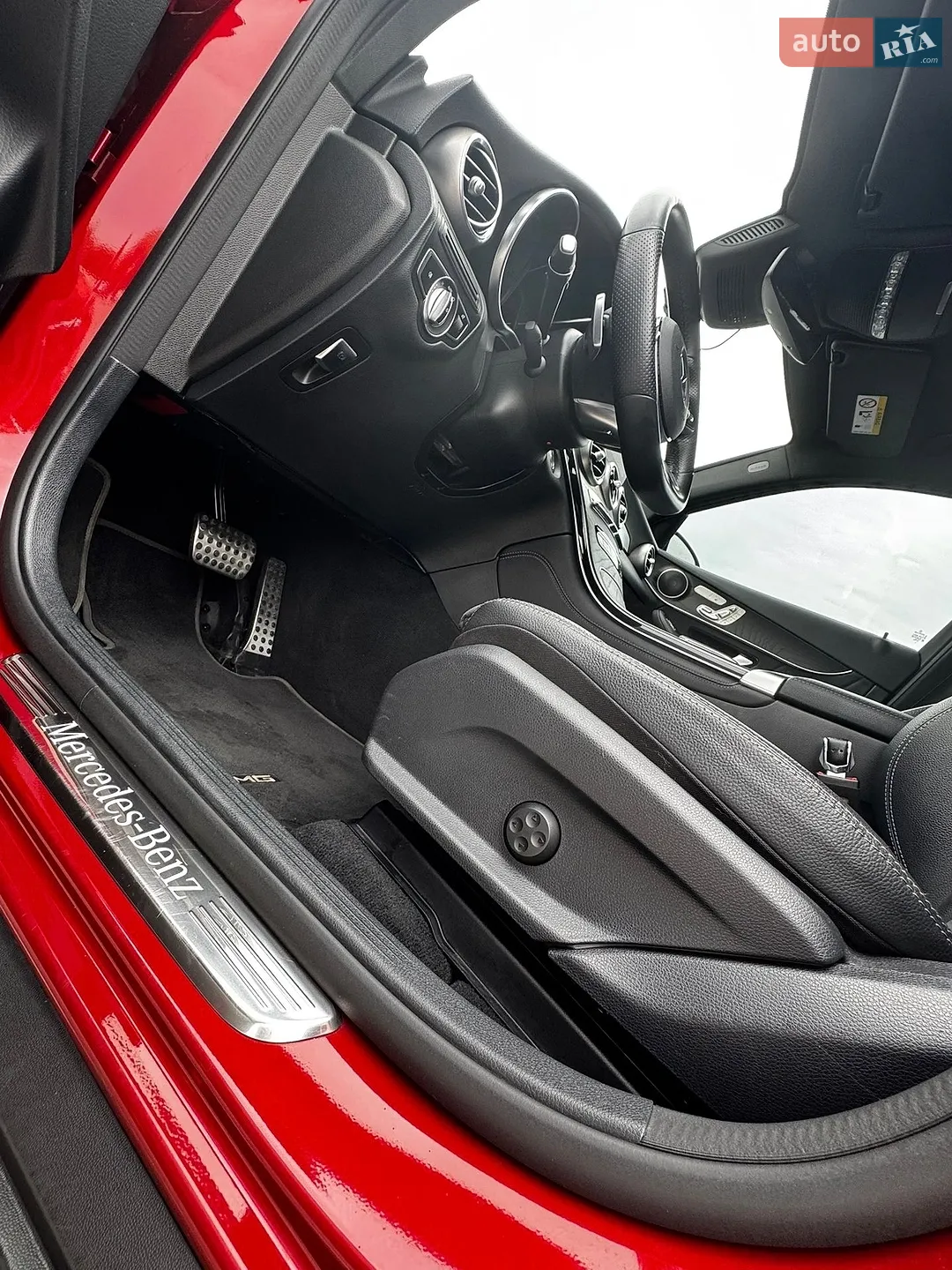 2019 Mercedes-Benz GLC - мініатюра 41
