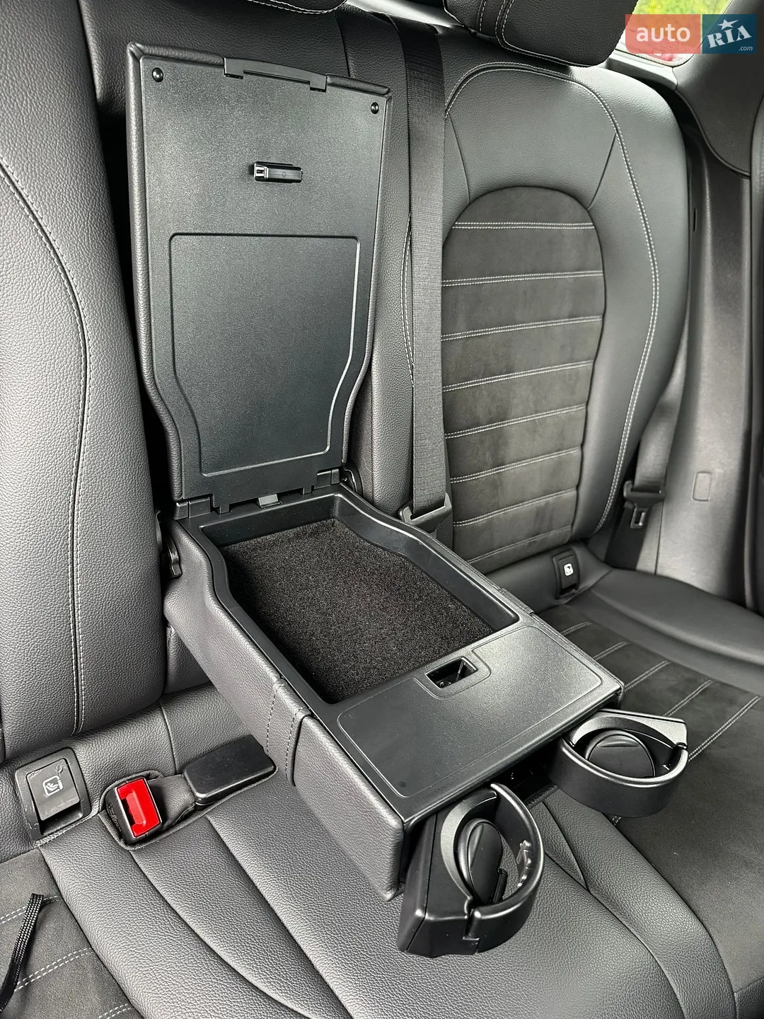 2019 Mercedes-Benz GLC - мініатюра 56