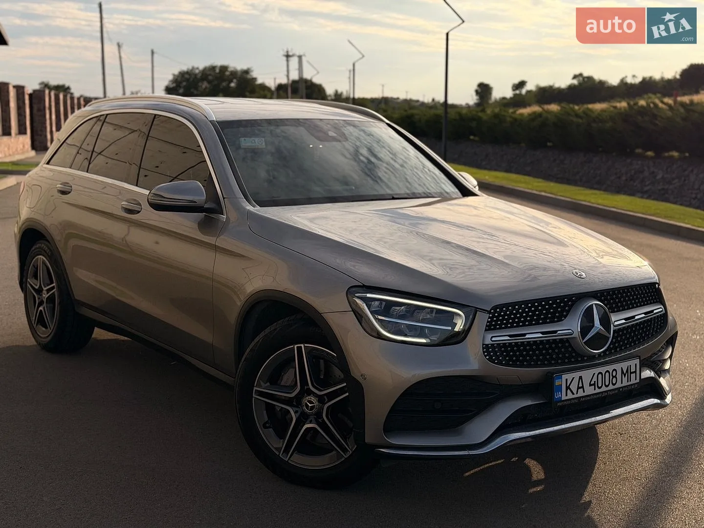 2019 Mercedes-Benz GLC - мініатюра 21