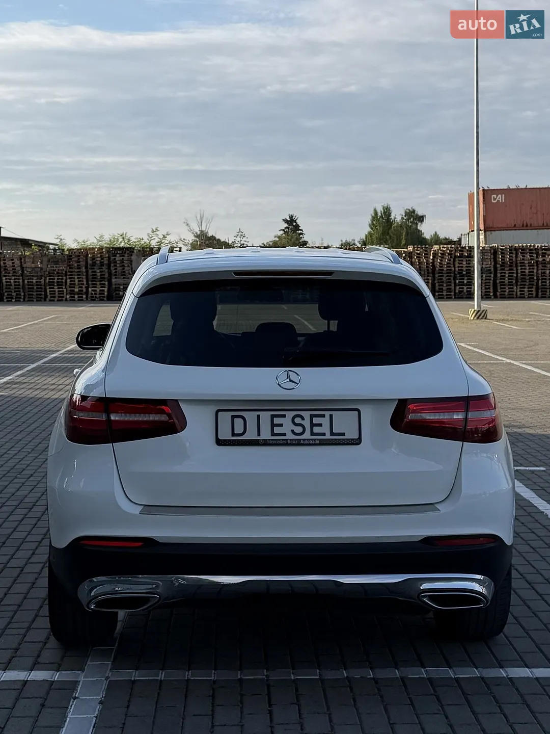 2017 Mercedes-Benz GLC - мініатюра 16