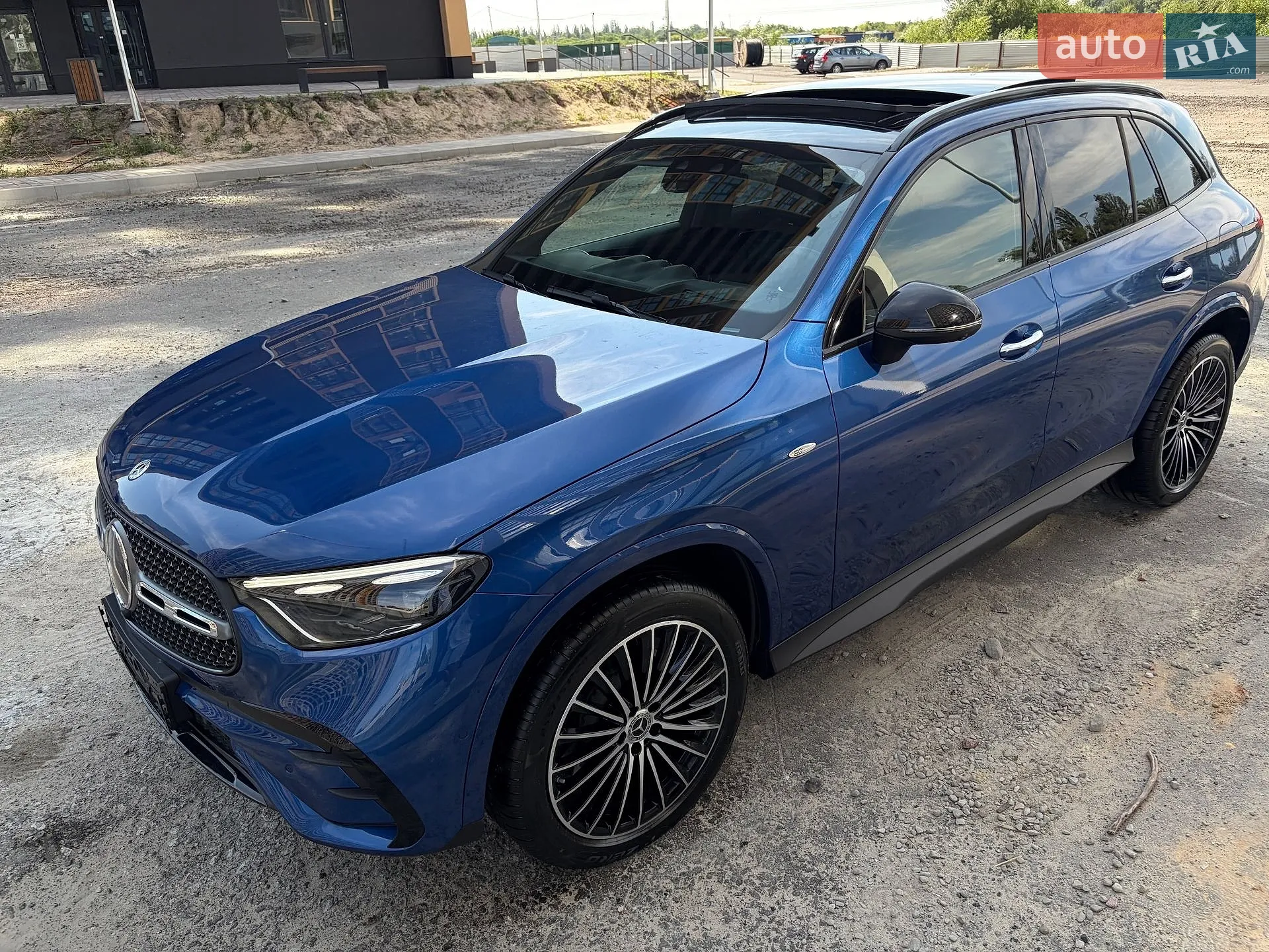 2025 Mercedes-Benz GLC - мініатюра 46