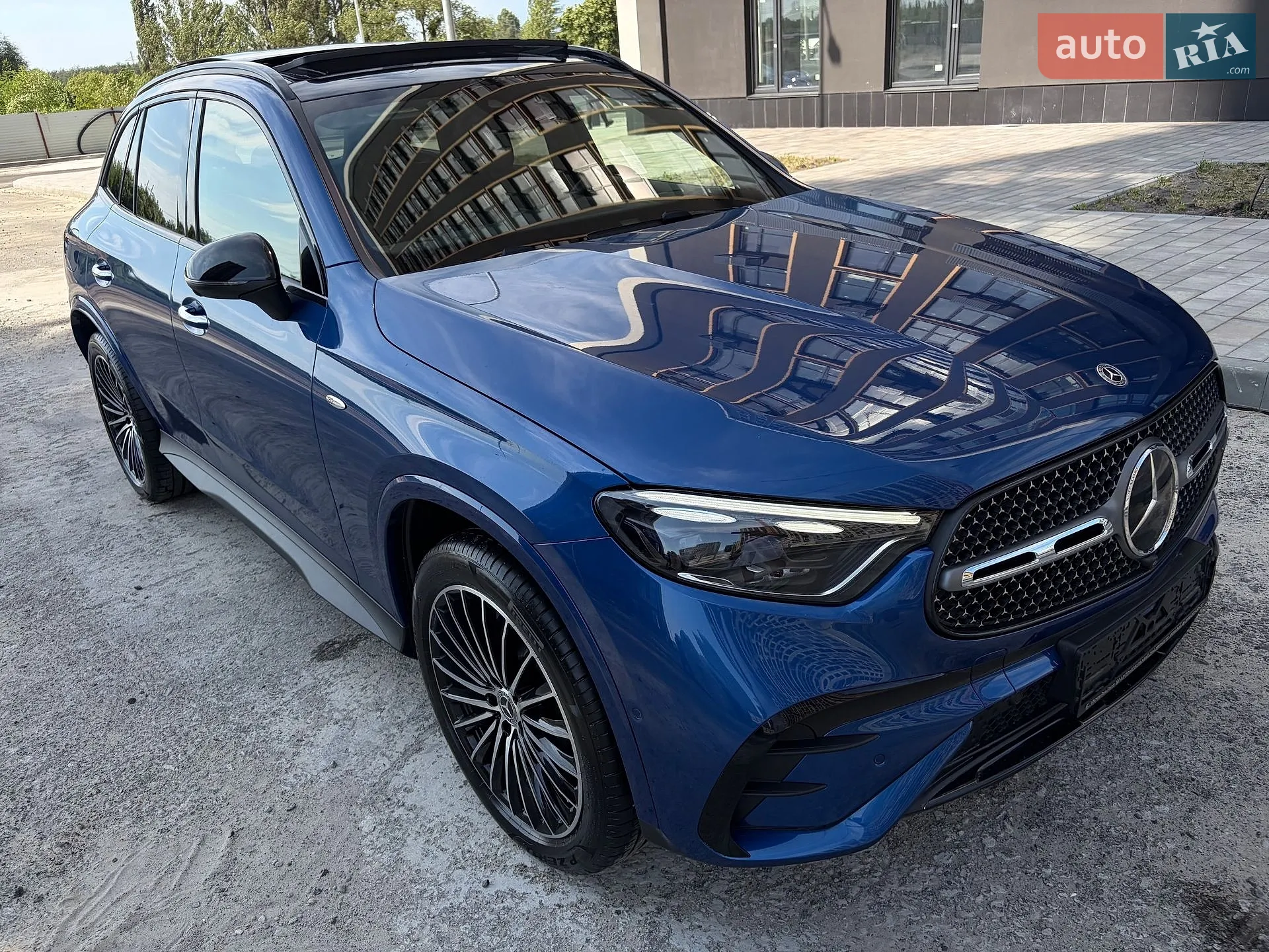 2025 Mercedes-Benz GLC - мініатюра 52