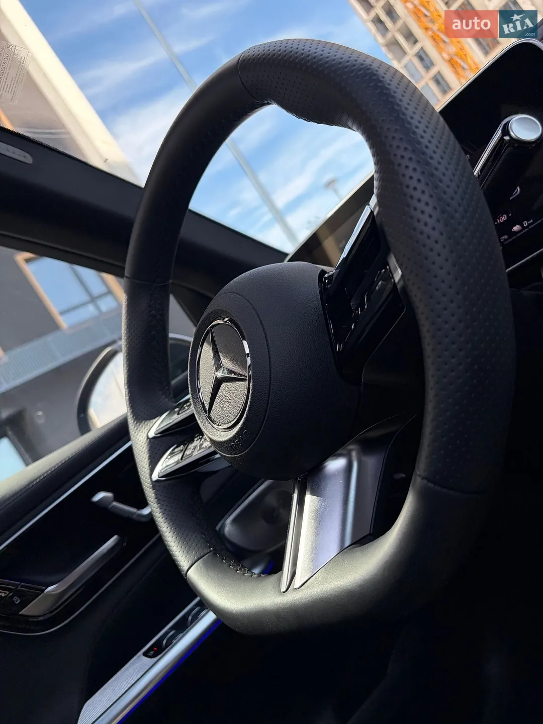 2025 Mercedes-Benz GLC - мініатюра 94