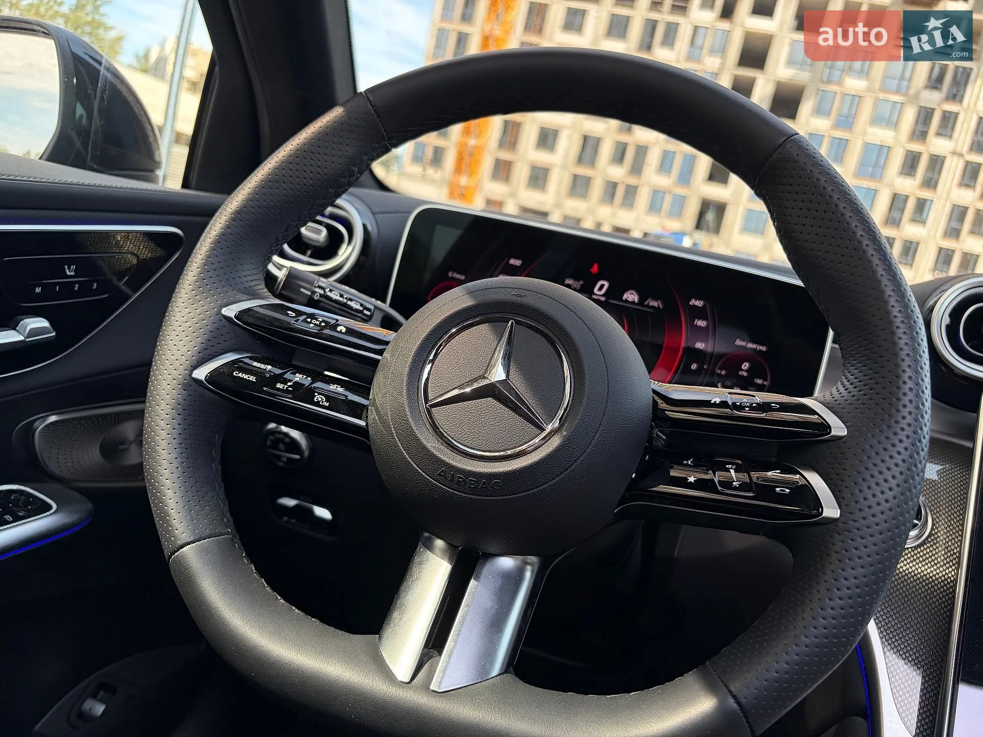 2025 Mercedes-Benz GLC - мініатюра 105