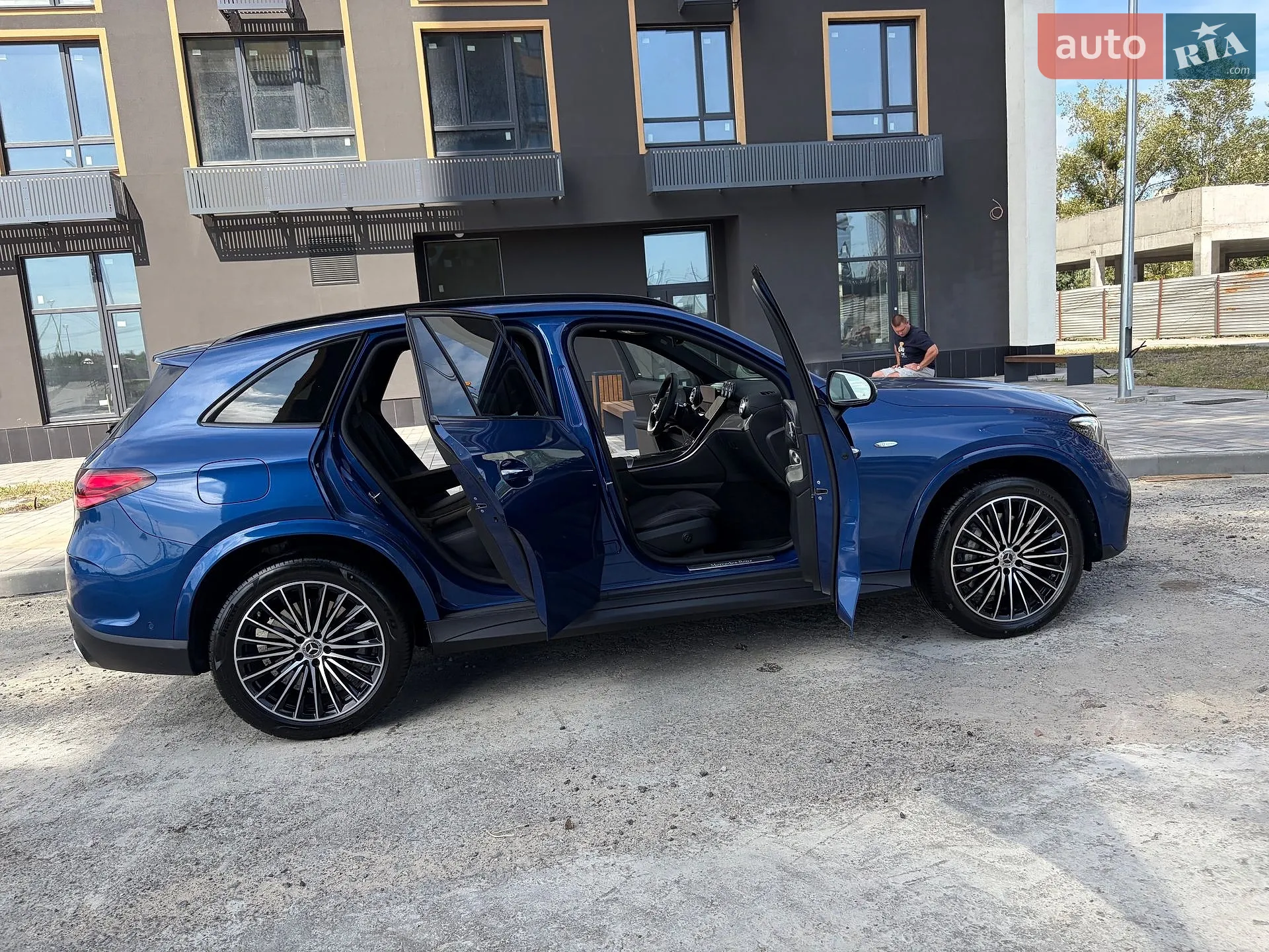 2025 Mercedes-Benz GLC - мініатюра 177