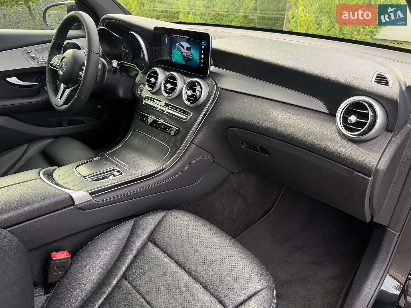 2021 Mercedes-Benz GLC - мініатюра 23