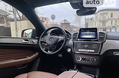 Внедорожник / Кроссовер Mercedes-Benz GLE 400 2016 в Киеве