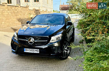 Позашляховик / Кросовер Mercedes-Benz GLE-Class Coupe 2017 в 
