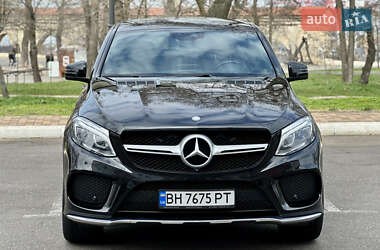 Позашляховик / Кросовер Mercedes-Benz GLE-Class Coupe 2015 в 