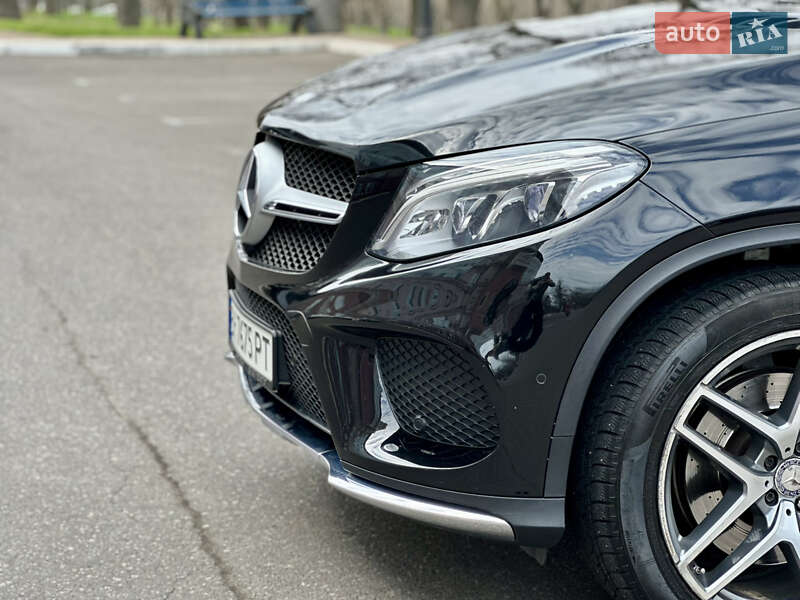 Позашляховик / Кросовер Mercedes-Benz GLE-Class Coupe 2015 в Одесі