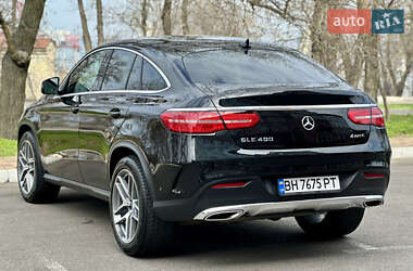 Позашляховик / Кросовер Mercedes-Benz GLE-Class Coupe 2015 в 