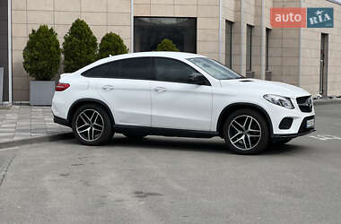 Внедорожник / Кроссовер Mercedes-Benz GLE-Class Coupe 2017 в 
