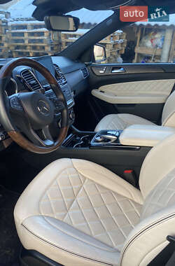 Позашляховик / Кросовер Mercedes-Benz GLE-Class Coupe 2016 в 