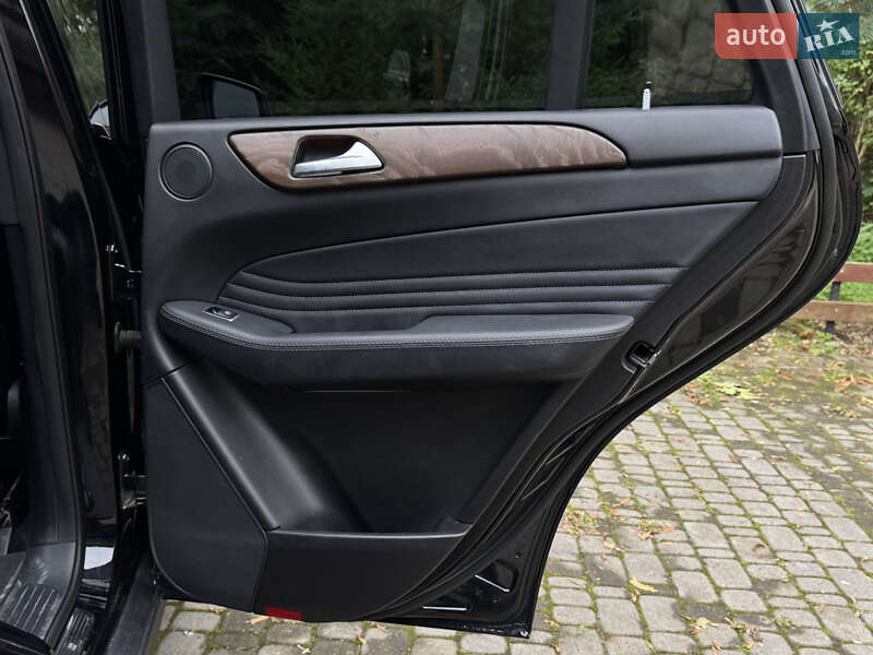 Внедорожник / Кроссовер Mercedes-Benz GLE-Class Coupe 2017 в Дрогобыче фото 175 Внедорожник / Кроссовер Mercedes-Benz GLE-Class Coupe 2017 в Дрогобыче