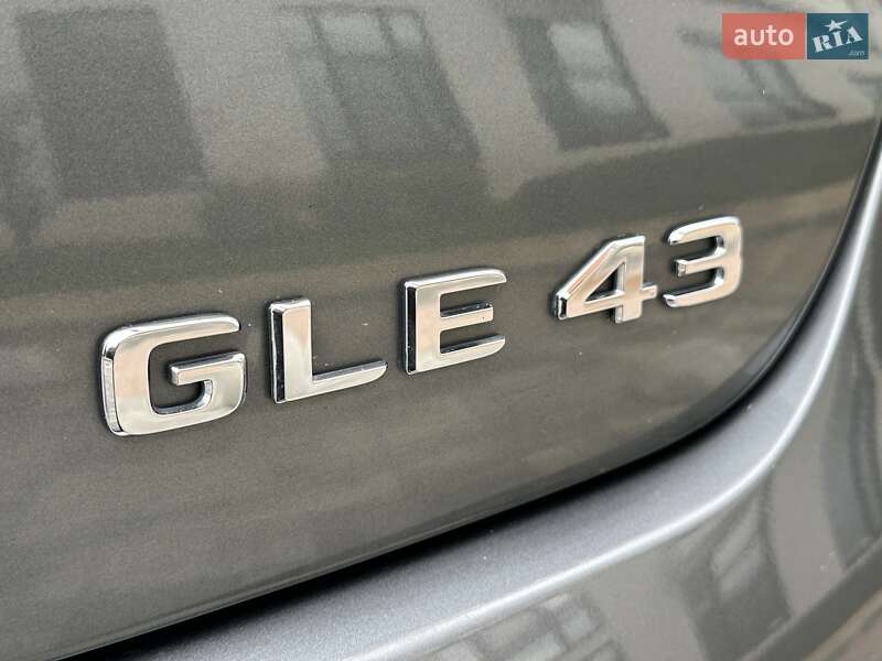 Внедорожник / Кроссовер Mercedes-Benz GLE-Class Coupe 2016 в Киеве фото 12 Внедорожник / Кроссовер Mercedes-Benz GLE-Class Coupe 2016 в Киеве