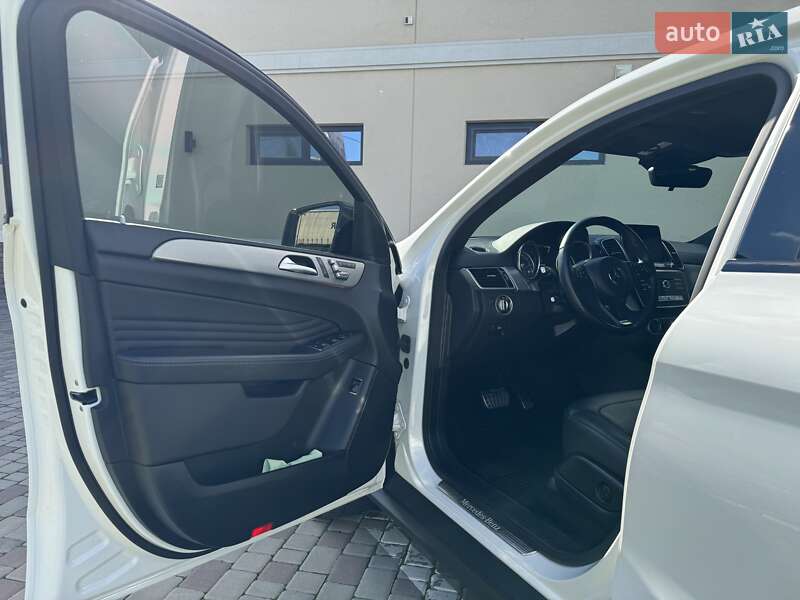 Внедорожник / Кроссовер Mercedes-Benz GLE-Class Coupe 2016 в Черновцах фото 21 Внедорожник / Кроссовер Mercedes-Benz GLE-Class Coupe 2016 в Черновцах