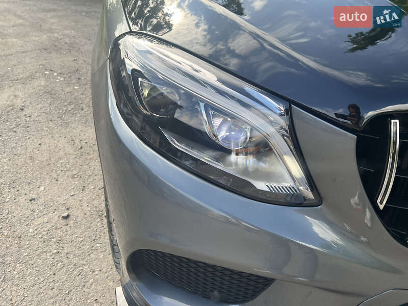 Позашляховик / Кросовер Mercedes-Benz GLE-Class Coupe 2016 в Тернополі