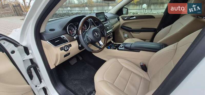 Позашляховик / Кросовер Mercedes-Benz GLE-Class Coupe 2017 в Дніпрі