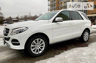 Внедорожник / Кроссовер Mercedes-Benz GLE-Class 2016 в Киеве