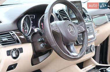 Внедорожник / Кроссовер Mercedes-Benz GLE-Class 2016 в 