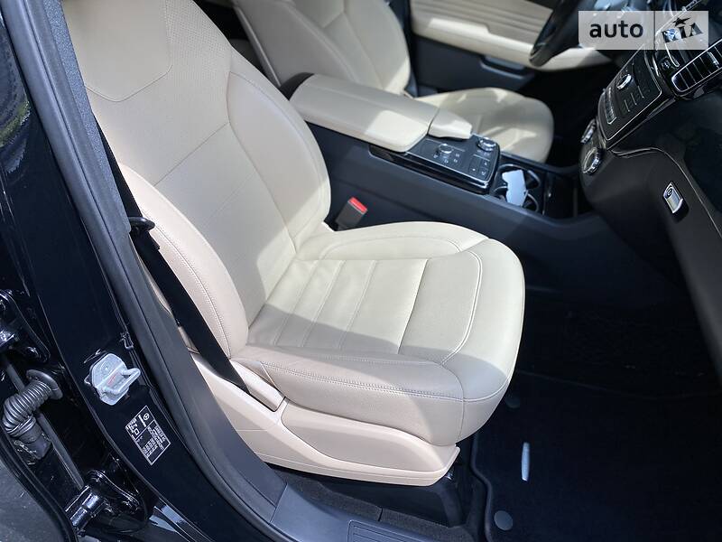 Позашляховик / Кросовер Mercedes-Benz GLE-Class 2016 в Києві