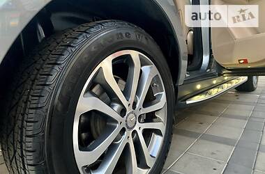 Позашляховик / Кросовер Mercedes-Benz GLE-Class 2016 в 