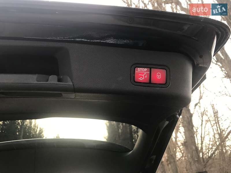 Внедорожник / Кроссовер Mercedes-Benz GLE-Class 2016 в Умани