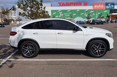 Внедорожник / Кроссовер Mercedes-Benz GLE-Class 2017 в 
