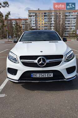 Внедорожник / Кроссовер Mercedes-Benz GLE-Class 2017 в 