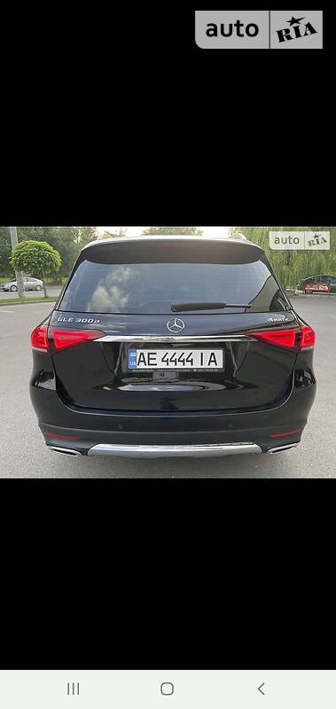 Внедорожник / Кроссовер Mercedes-Benz GLE-Class 2019 в Иршаве