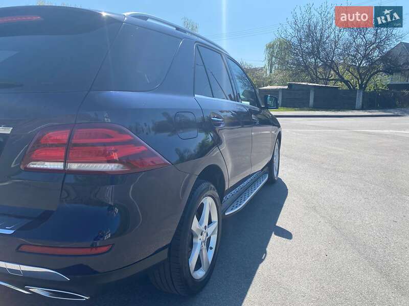 Внедорожник / Кроссовер Mercedes-Benz GLE-Class 2016 в Чернигове