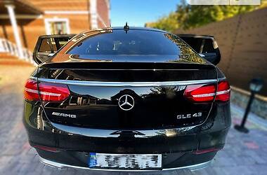 Позашляховик / Кросовер Mercedes-Benz GLE-Class 2017 в Звенигородці