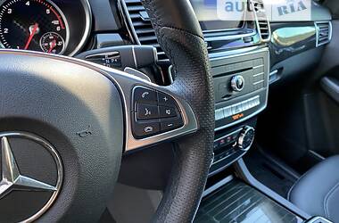 Внедорожник / Кроссовер Mercedes-Benz GLE-Class 2015 в 