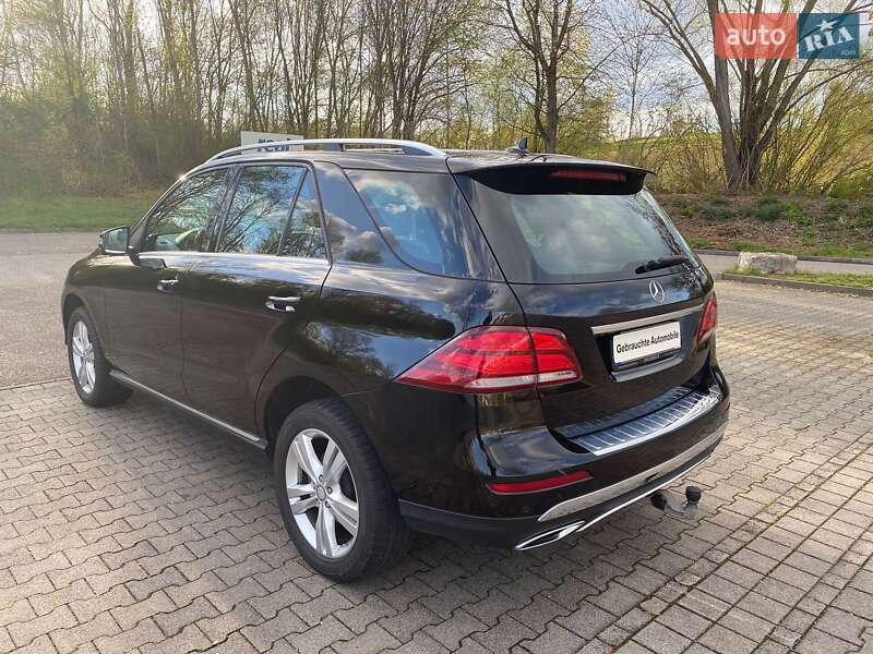Внедорожник / Кроссовер Mercedes-Benz GLE-Class 2015 в Ужгороде фото 3 Внедорожник / Кроссовер Mercedes-Benz GLE-Class 2015 в Ужгороде