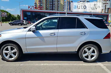 Mercedes-Benz GLE-Class 2015