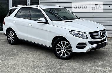 Внедорожник / Кроссовер Mercedes-Benz GLE-Class 2015 в 