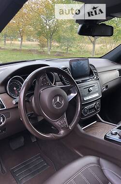 Внедорожник / Кроссовер Mercedes-Benz GLE-Class 2016 в Калуше