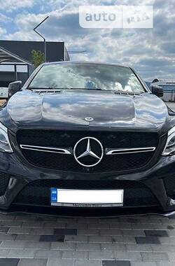 Позашляховик / Кросовер Mercedes-Benz GLE-Class 2017 в Хусті