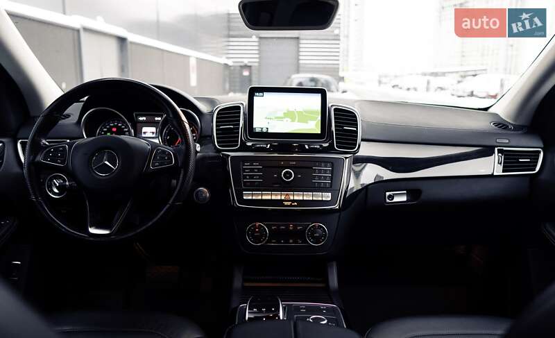 Внедорожник / Кроссовер Mercedes-Benz GLE-Class 2015 в Киеве