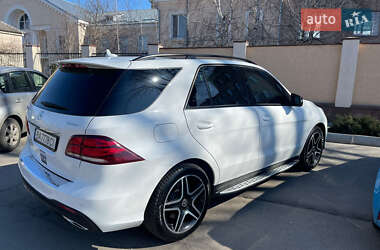 Внедорожник / Кроссовер Mercedes-Benz GLE-Class 2018 в 