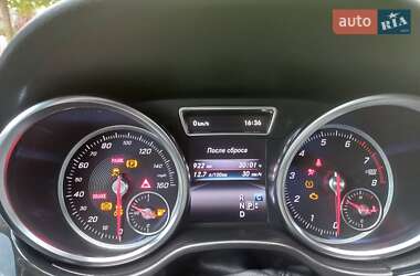Внедорожник / Кроссовер Mercedes-Benz GLE-Class 2017 в 
