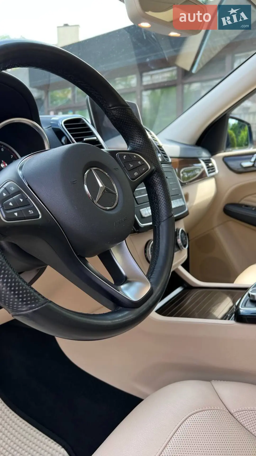 2018 Mercedes-Benz GLE - мініатюра 46
