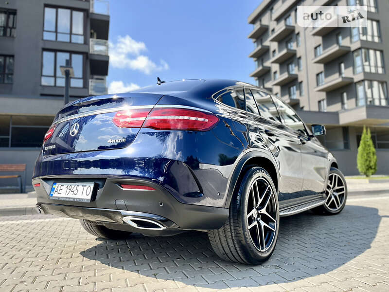 Внедорожник / Кроссовер Mercedes-Benz GLE-Class 2017 в Ивано-Франковске