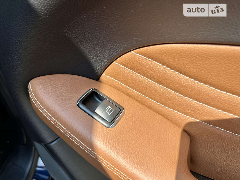 Внедорожник / Кроссовер Mercedes-Benz GLE-Class 2017 в Ивано-Франковске