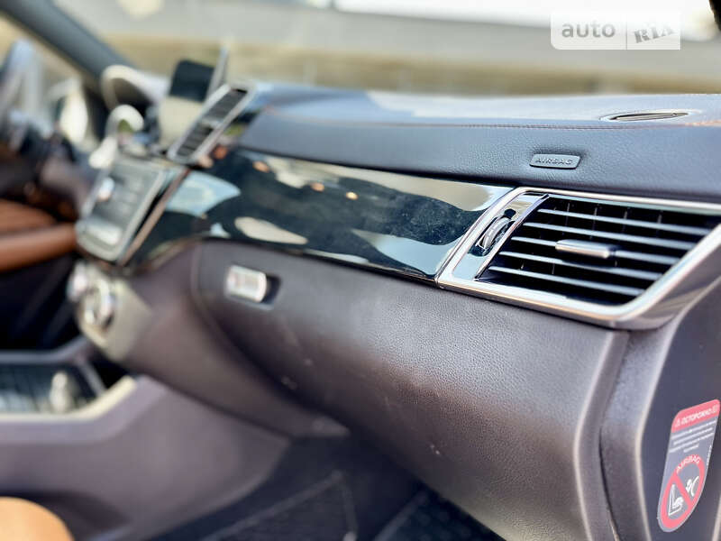 Внедорожник / Кроссовер Mercedes-Benz GLE-Class 2017 в Ивано-Франковске