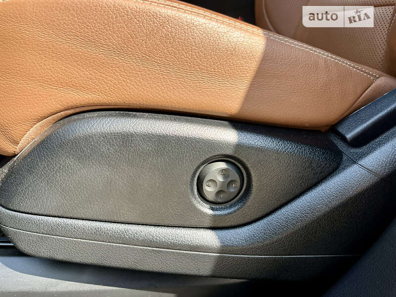 Внедорожник / Кроссовер Mercedes-Benz GLE-Class 2017 в Ивано-Франковске